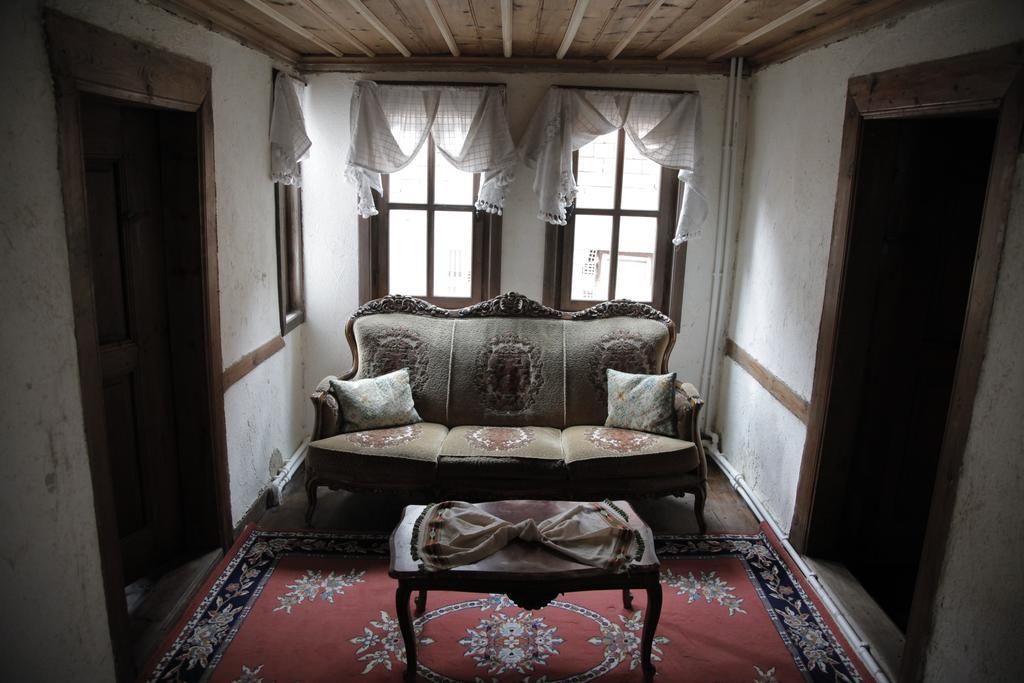Haci Sakirler Konagi Guest House Mudurnu Exterior photo