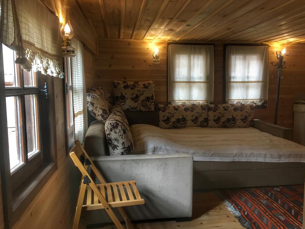 Haci Sakirler Konagi Guest House Mudurnu Exterior photo