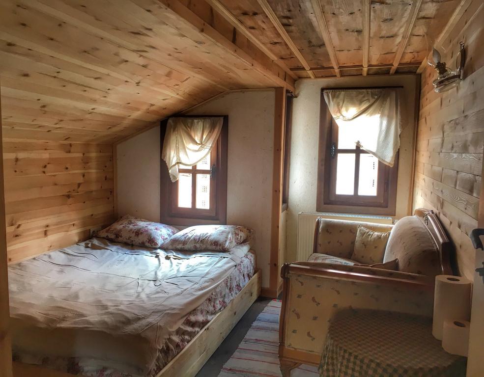 Haci Sakirler Konagi Guest House Mudurnu Exterior photo